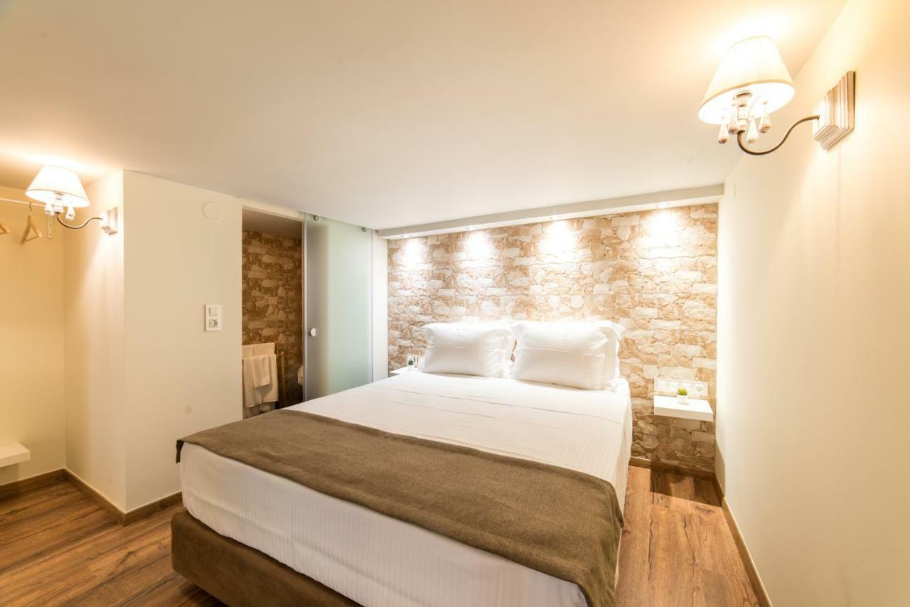 Oinoelia Luxury Suites&Residence Potos Exterior foto