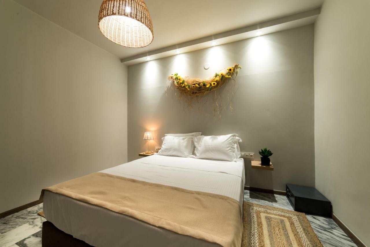 Oinoelia Luxury Suites&Residence Potos Exterior foto