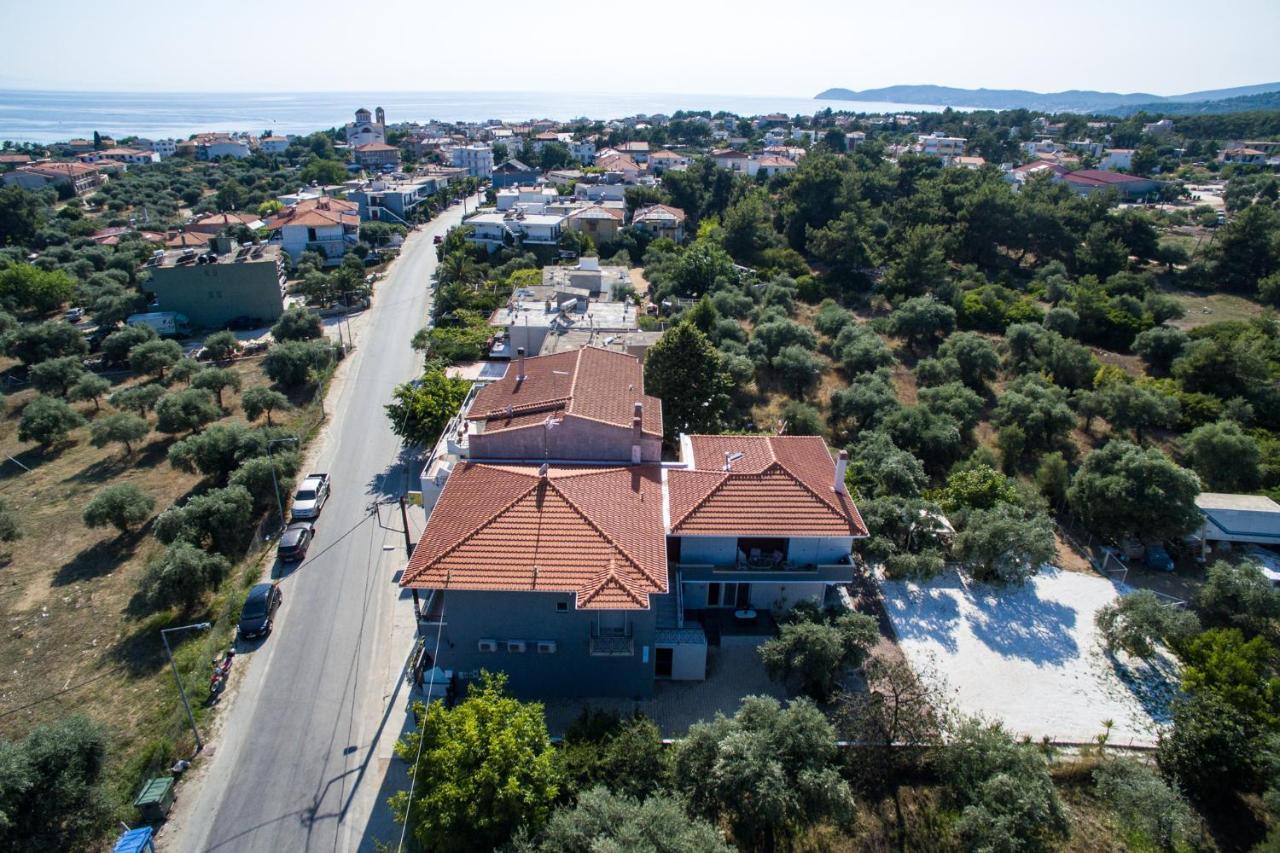 Oinoelia Luxury Suites&Residence Potos Exterior foto
